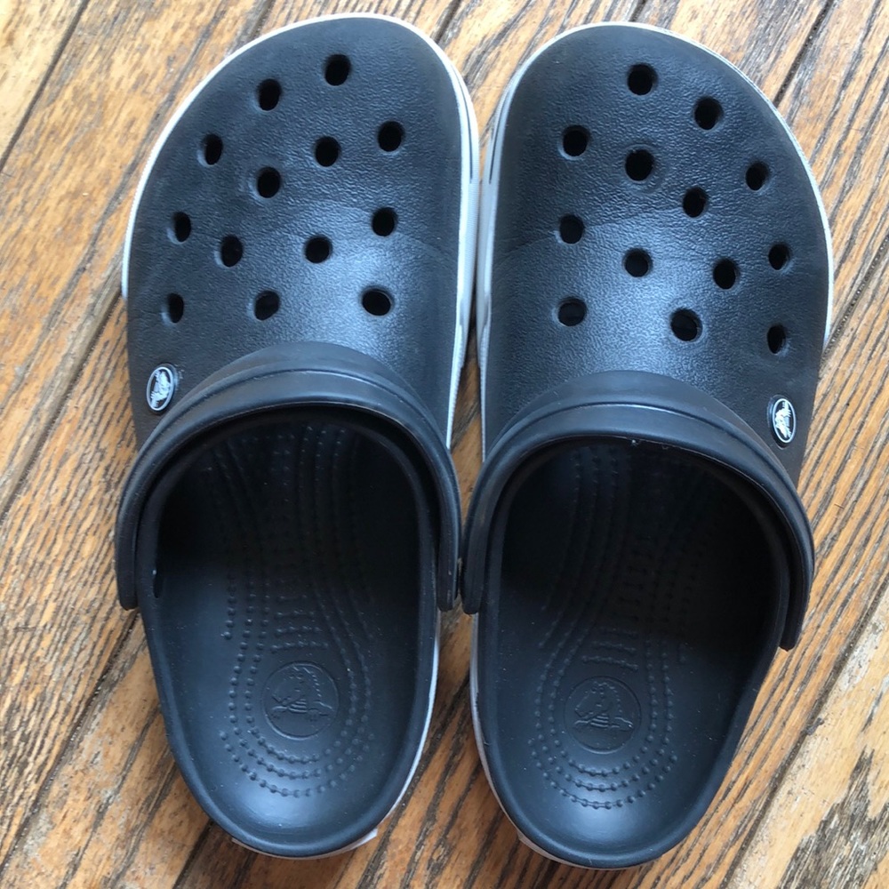 Black and White Crocs Classic Clog